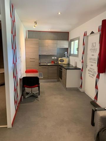 شقة Grand Studio Avec Terrasse فاوفيرت المظهر الخارجي الصورة